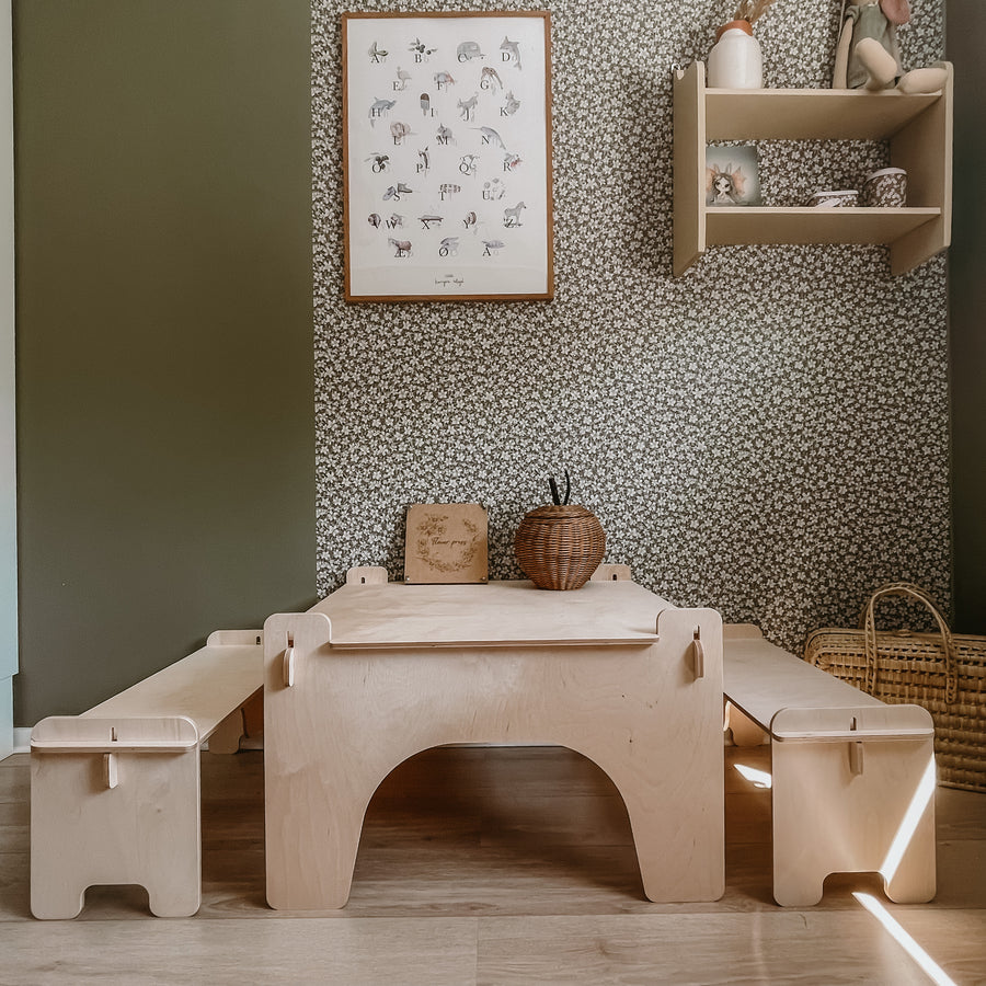 Børnebord og børnebænke